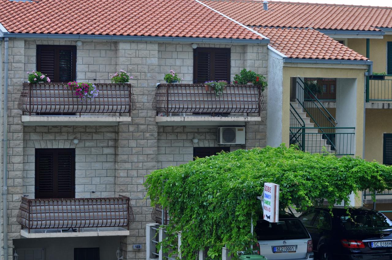 Apartments Ljubica Makarska Exterior foto